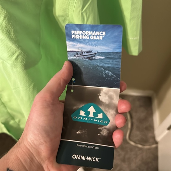 Columbia PFG, fishing shirt size extra large - Picture 6 of 7